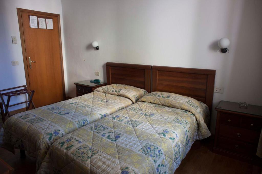 Hotel Savoia E Campana Μοντεκατίνι Τέρμε Δωμάτιο φωτογραφία